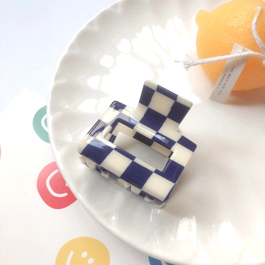 simple style lattice pvc hollow out hair claws