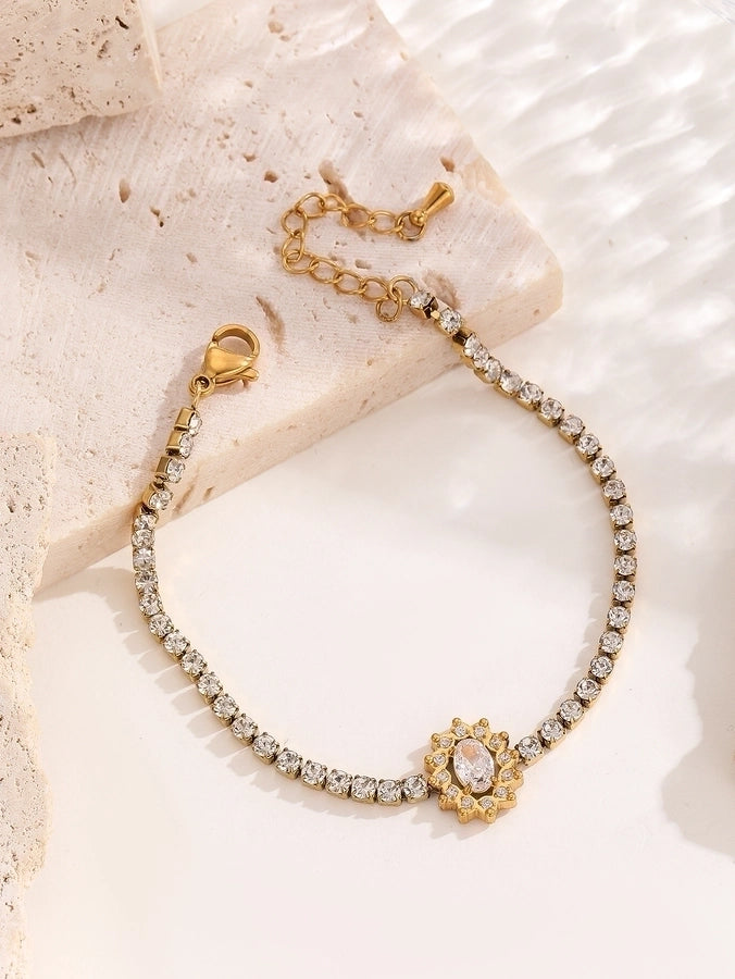 Elegant Lady Streetwear Oval Heart Shape Titanium Steel 18K Gold Plated Artificial Crystal Bracelets In Bulk