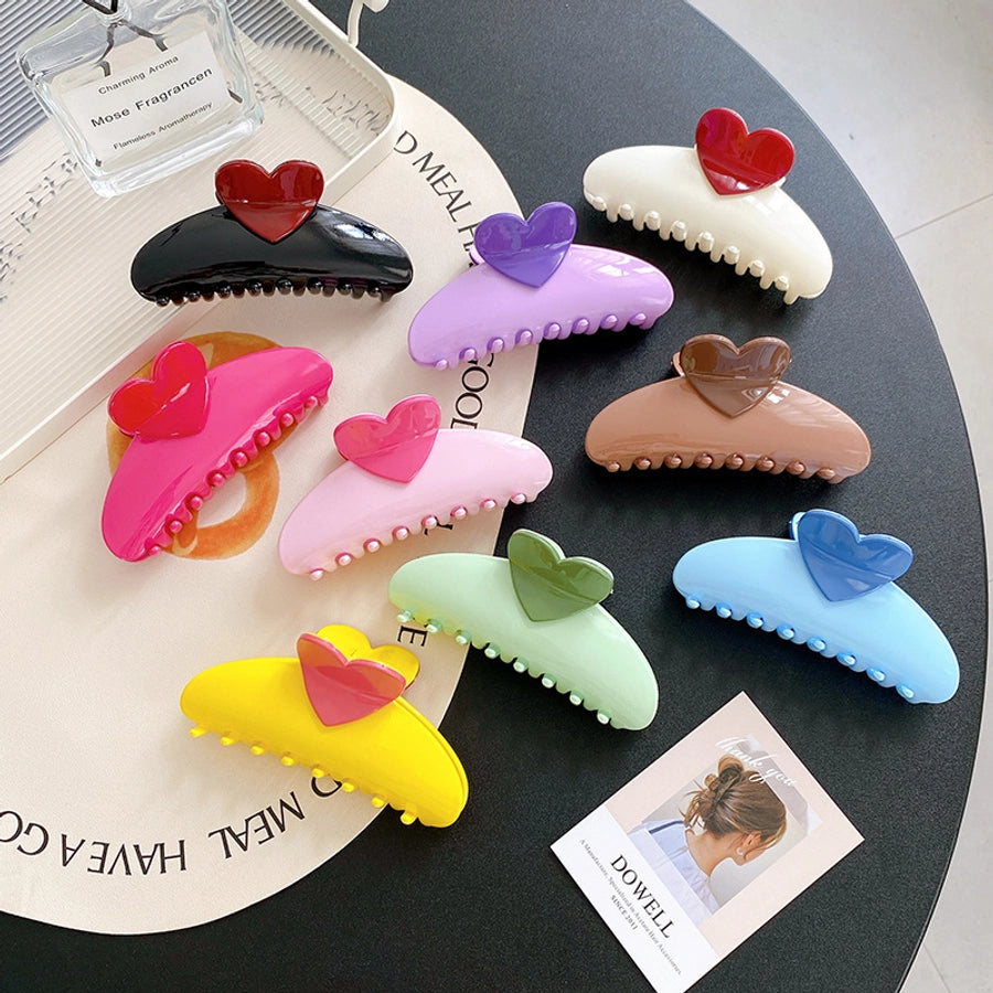 Women's Simple Style Heart Shape Plastic Resin Hair Claws