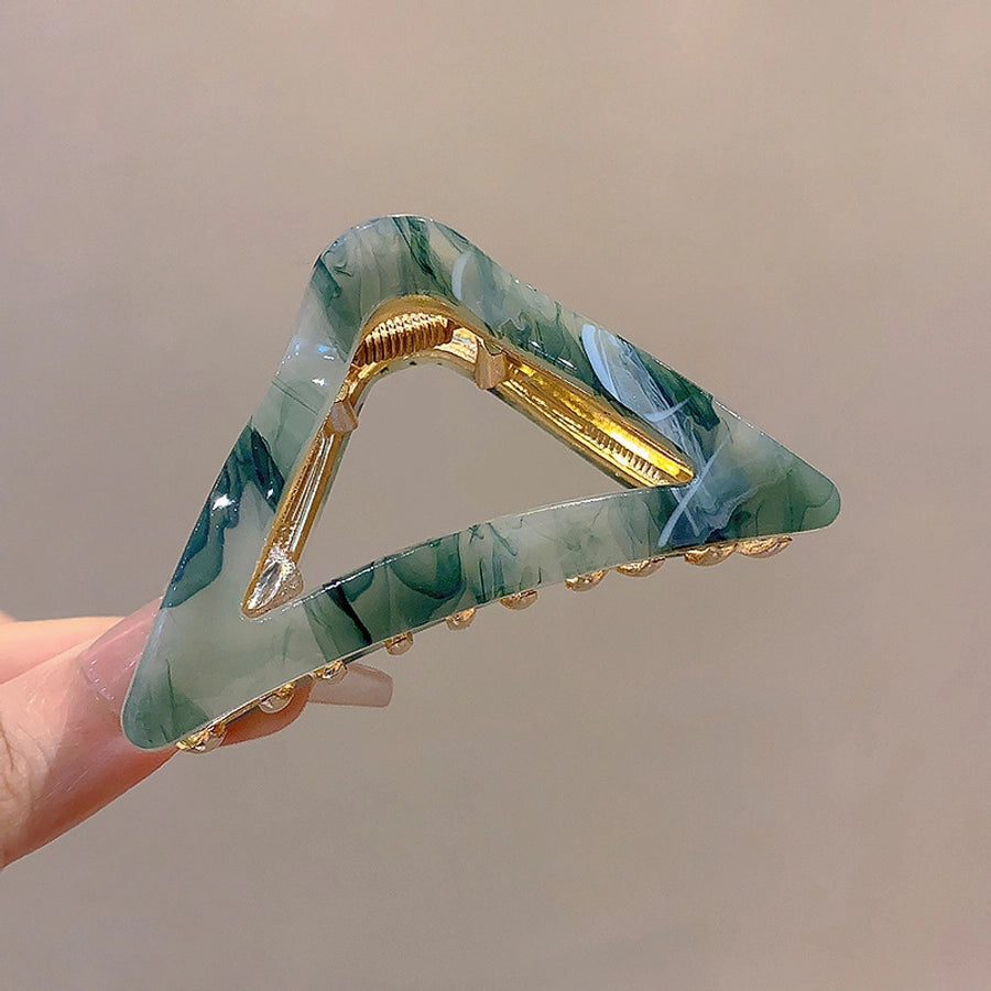 Women's Sweet Simple Style Triangle Alloy Resin Hollow Out Hair Claws