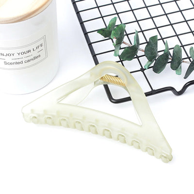 simple style triangle arylic stoving varnish hair claws 1 piece