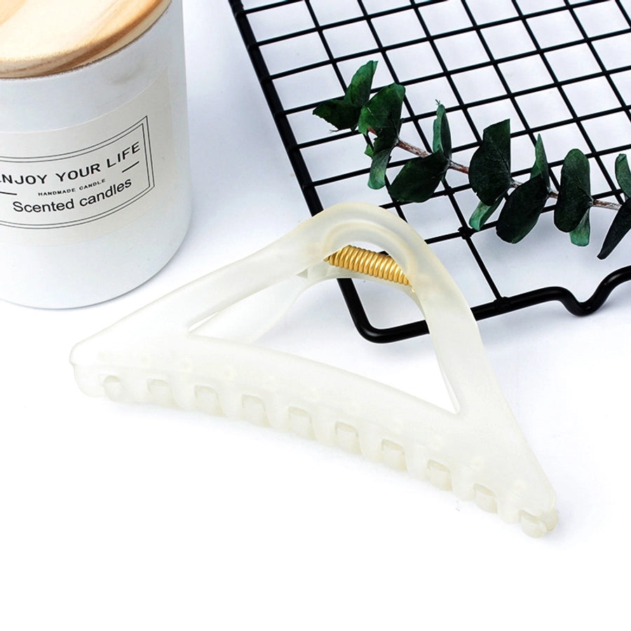 simple style triangle arylic stoving varnish hair claws 1 piece