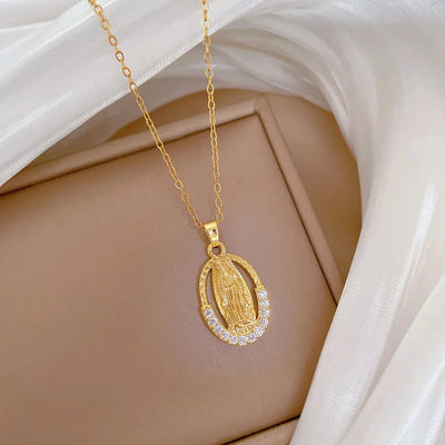 Jewelry Classic Style Roman Style Portrait Titanium Steel Copper Zircon Gold Plated Pendant Necklace