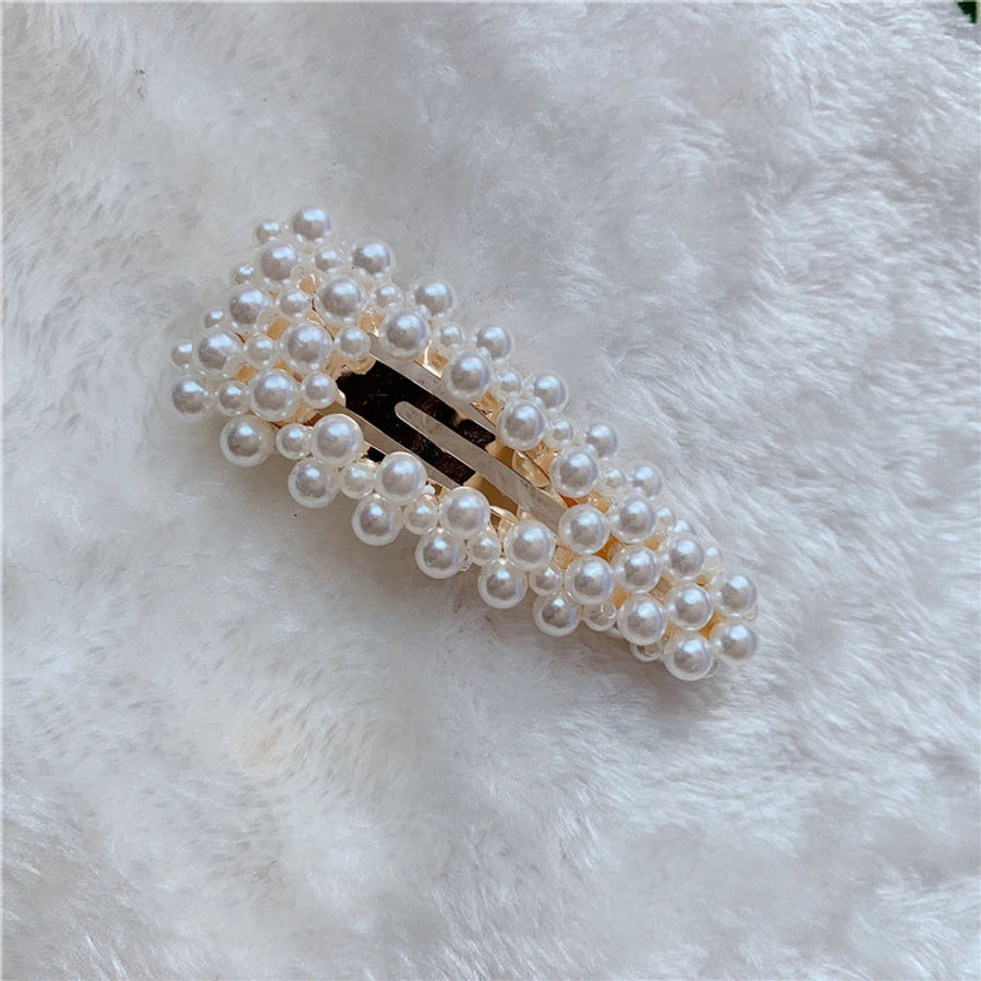 Women's Elegant Sweet Solid Color Plastic Hair Clip