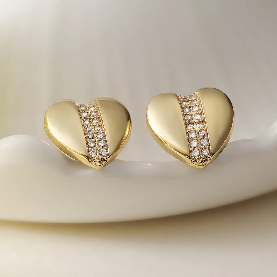 1 Pair Retro Simple Style Commute Heart Shape Inlay Copper Zircon 18K Gold Plated Ear Studs