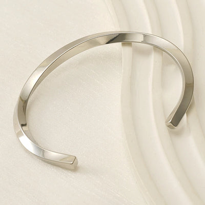 Elegant Romantic Geometric Solid Color 18K Gold Plated 304 Stainless Steel  Bangle