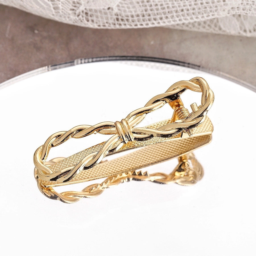 Women's Simple Style Solid Color Metal Hollow Out Hair Clip