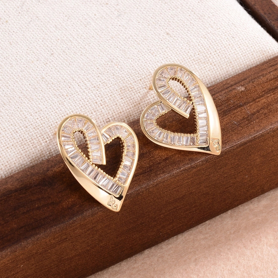 1 Pair Romantic Shiny Heart Shape Inlay Copper Zircon 18K Gold Plated Ear Studs