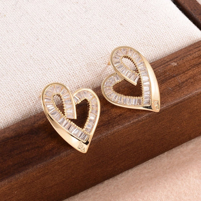 1 Pair Romantic Shiny Heart Shape Inlay Copper Zircon 18K Gold Plated Ear Studs