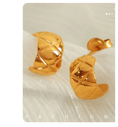 1 Pair IG Style Elegant Commute C Shape Argyle Polishing Plating 304 Stainless Steel 18K Gold Plated Ear Studs