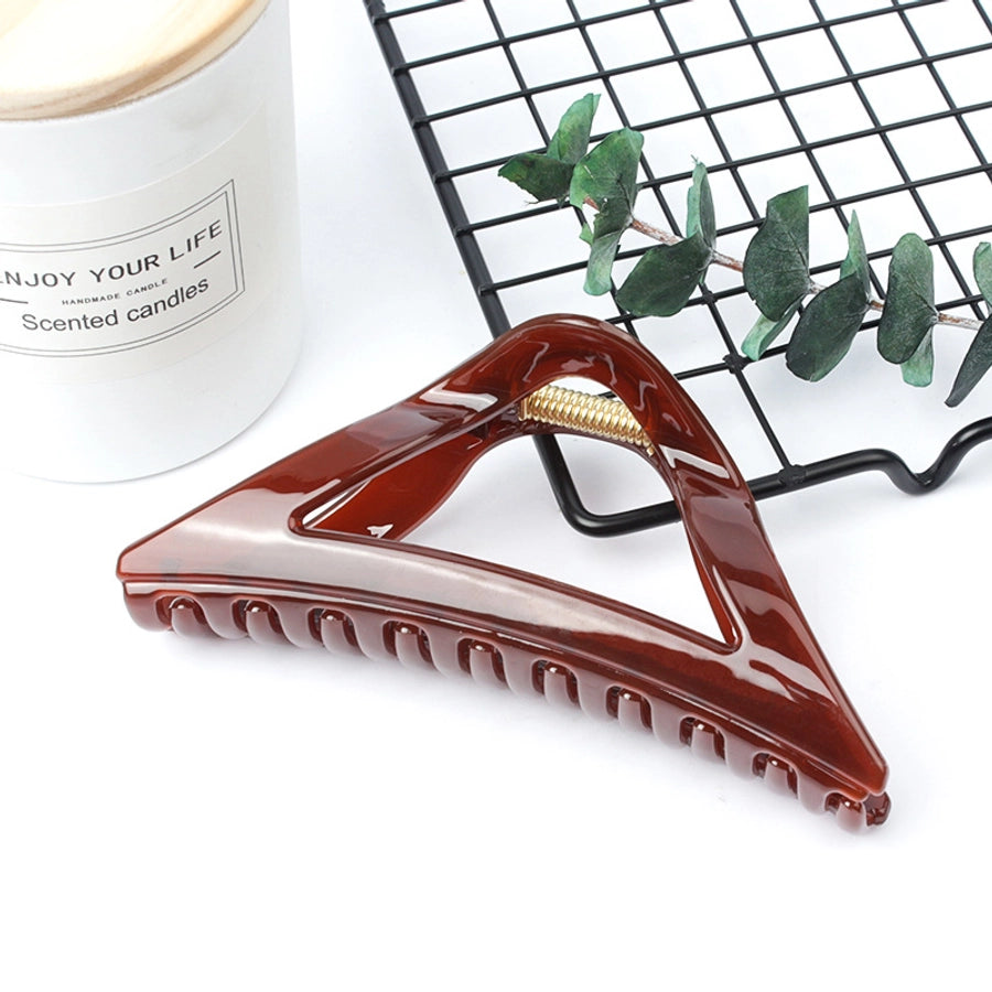 simple style triangle arylic stoving varnish hair claws 1 piece