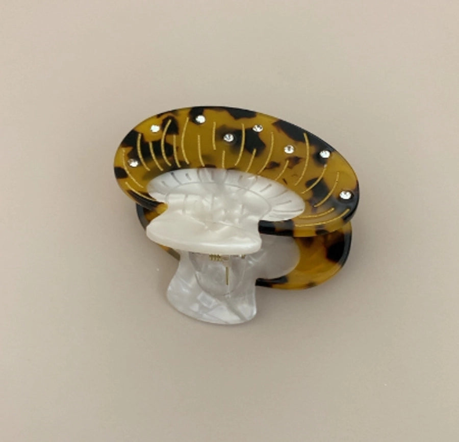 Women's Simple Style Vegetable Acetic acid sheets Hair Claws