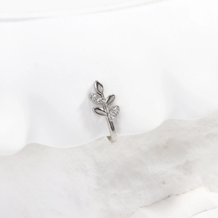 1 Piece Nose Rings & Studs Simple Style Commute Star Moon Copper Hollow Out Artificial Rhinestones Zircon 18K Gold Plated