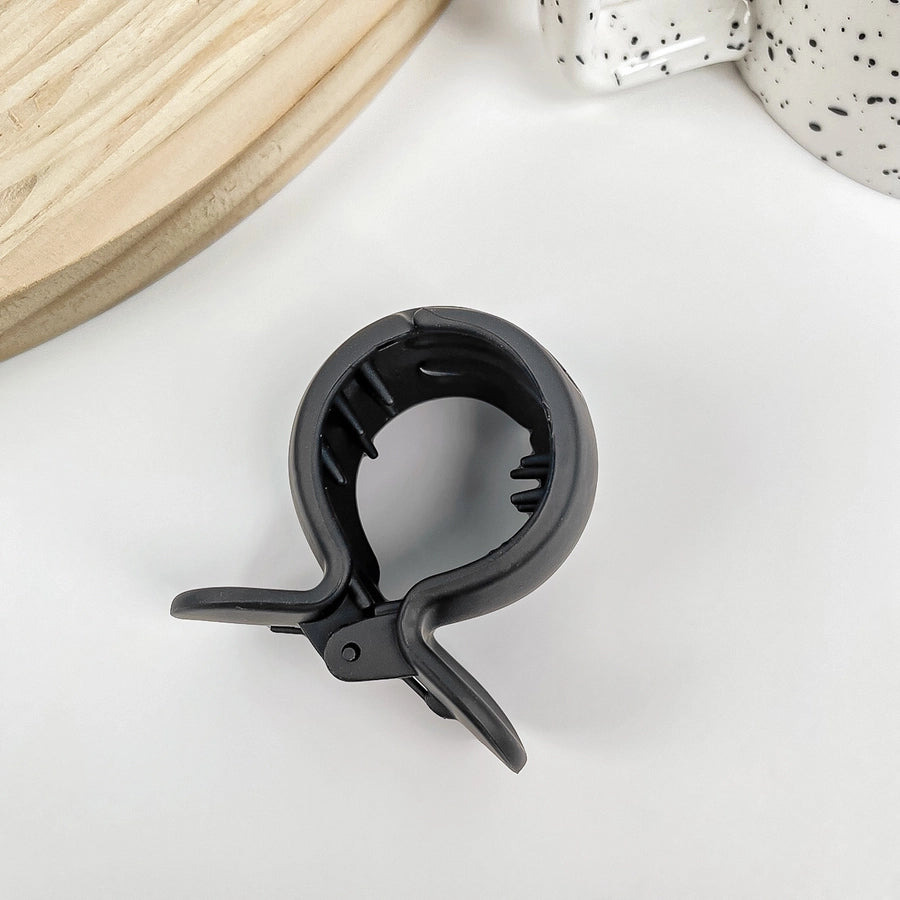 Women's Simple Style Solid Color Hair Claws