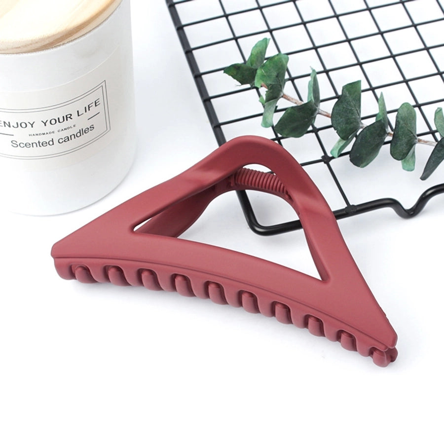 simple style triangle arylic stoving varnish hair claws 1 piece