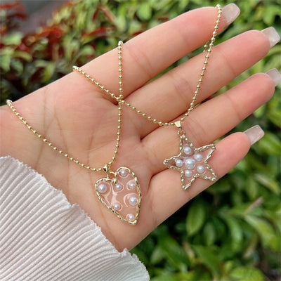1 Piece Copper Plating 18K Gold Artificial Pearl Hollowed-out Original Design Love Star Pendant Necklace Original Cross-Border New Fashion Noble Suitable for Mother's Day Valentine's Day Gift