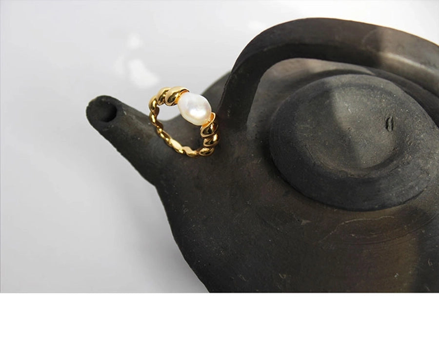 Freshwater Pearl Brass 24K Gold Plated Irregular Spiral Stripe Freshwater Pearl Brass Rings