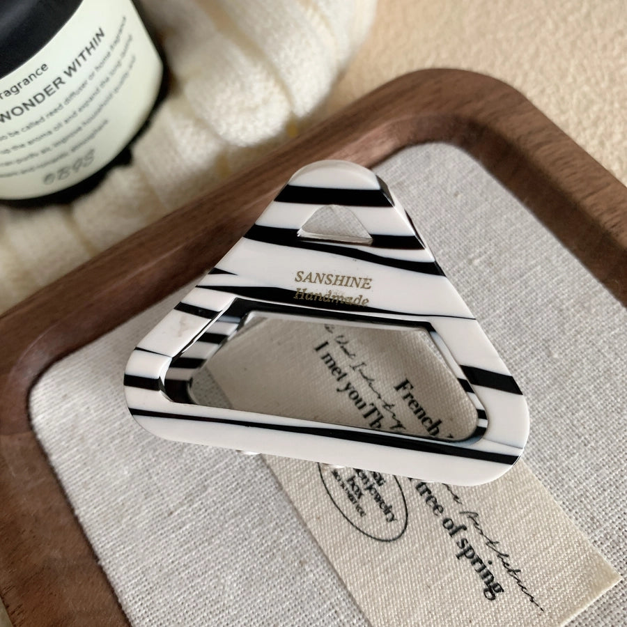 Women's Korean Style Triangle Acetic acid sheets Hair Claws