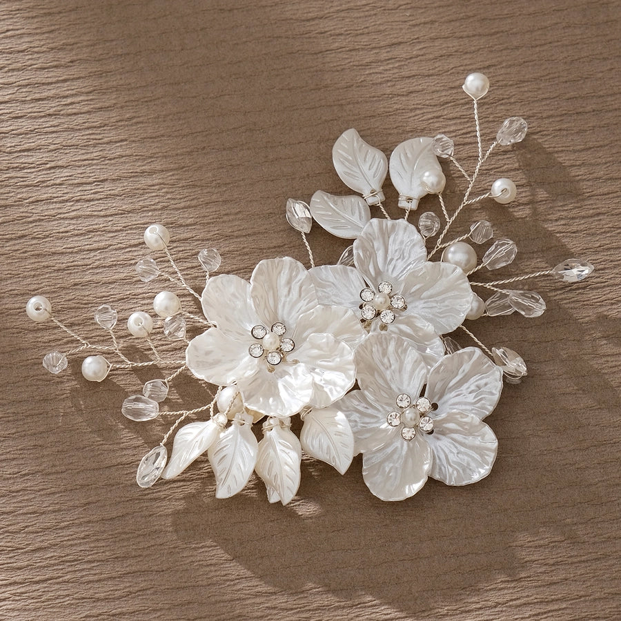 Women's Princess Sweet Leaf Flower Arylic Artificial Crystal Imitation Pearl Hair Clip