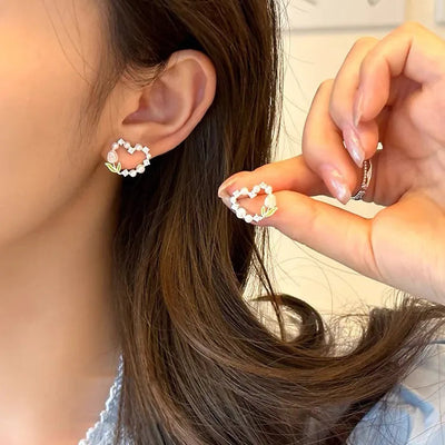 1 Pair Elegant Lady Geometric Heart Shape Plating Alloy Drop Earrings Ear Studs
