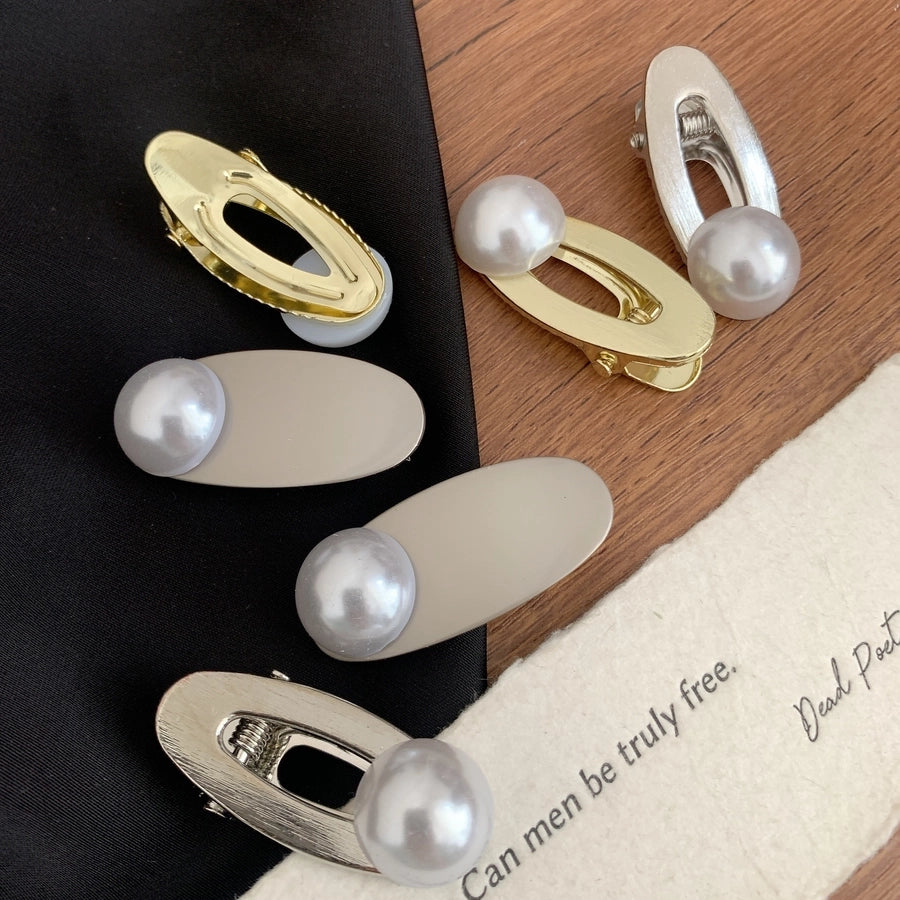 Women's Simple Style Classic Style Solid Color Alloy Hair Clip