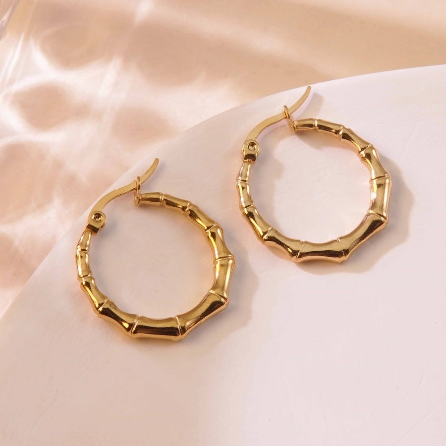 1 Pair Simple Style Classic Style Commute Geometric Heart Shape Strawberry Hollow Out 304 Stainless Steel Imitation Gold  Earrings Ear Studs