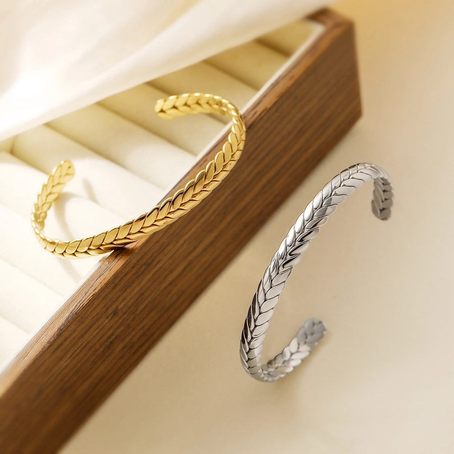 Retro Simple Style Geometric 304 Stainless Steel Cuff Bracelets In Bulk