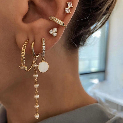 1 Pair Elegant Simple Style Geometric Copper Zircon 24K Gold Plated Ear Studs