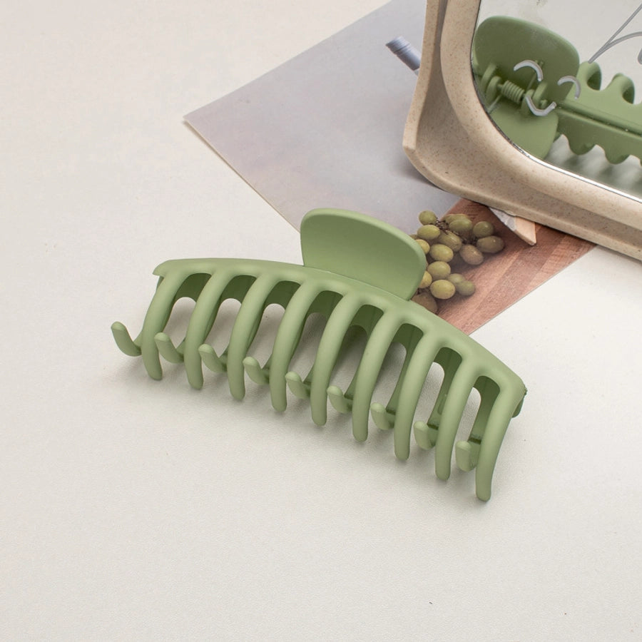 simple style solid color plastic resin spray paint hair clip 1 piece