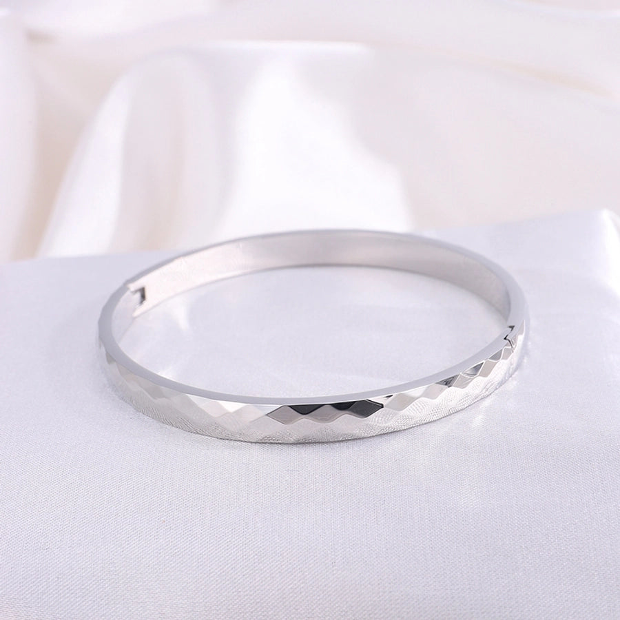 Casual Simple Style Solid Color Titanium Steel  Bangle
