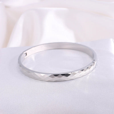 Casual Simple Style Solid Color Titanium Steel  Bangle