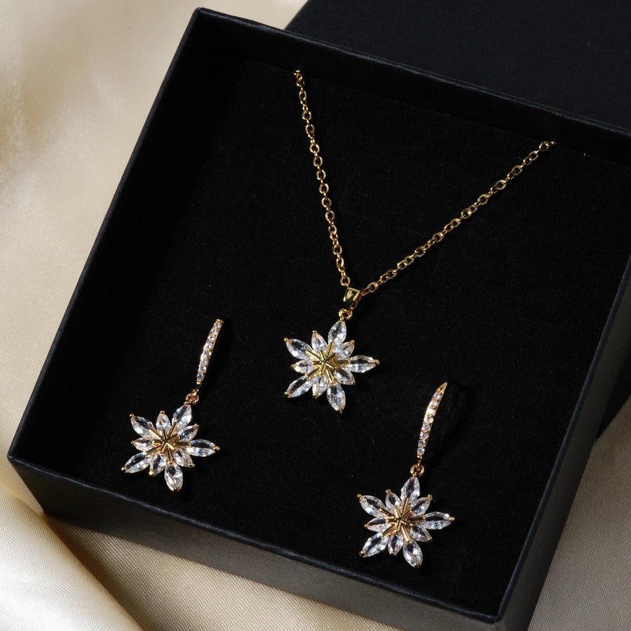 Elegant Personality Fashion Snowflake Suit, 3-Piece Fashion Simple Pendant Necklace and Earrings Suit, Suitable for Daily Wear, Party and Valentine's Day Gifts