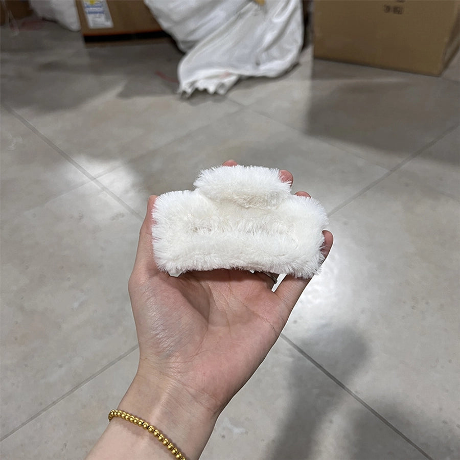 Women's Simple Style Solid Color PC Plush Hair Claws