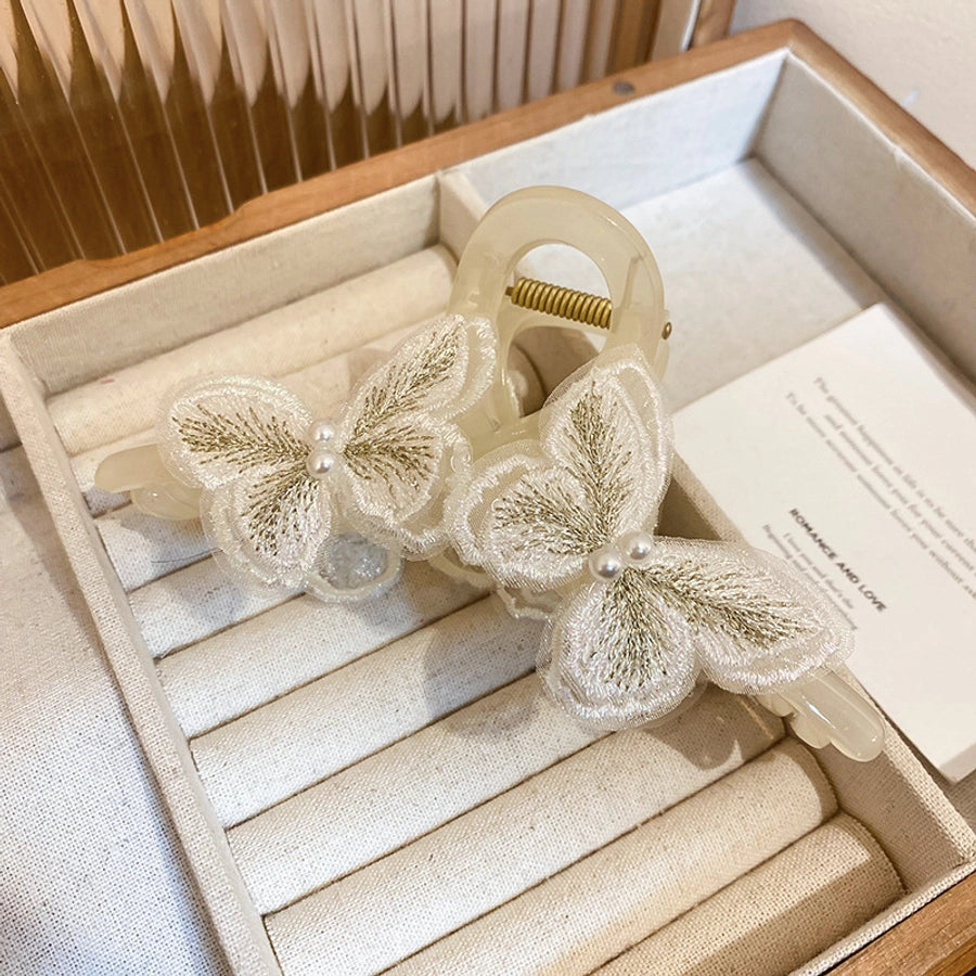 Women's Sweet Simple Style Butterfly Arylic Inlay Imitation Pearl Cloth Hair Clip