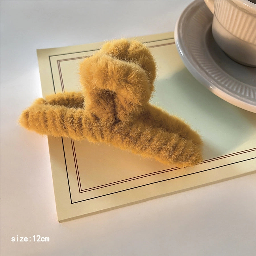 Korean Simple Plush Grab Clip Girl Autumn and Winter New Back Head Hair Clip Elegant Hair Grab Shark Clip Hair Accessories