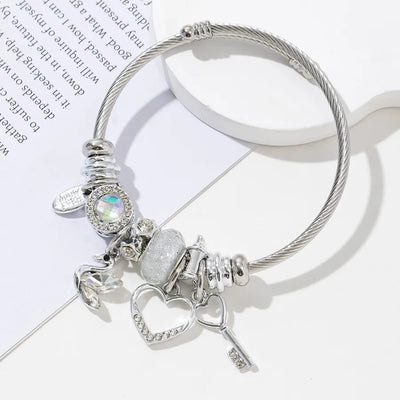 Elegant Lady Heart Shape Butterfly 304 Stainless Steel Alloy Bangle In Bulk