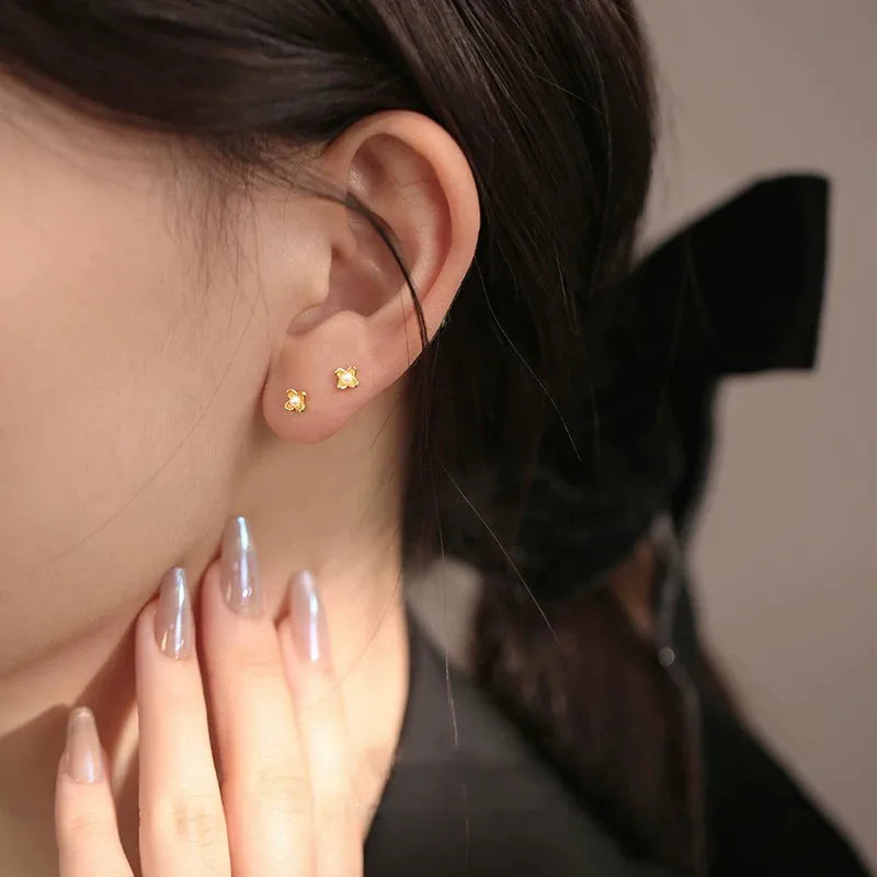 1 Pair Elegant Lady Geometric Heart Shape Plating Alloy Drop Earrings Ear Studs