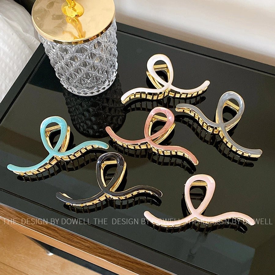 Women's Retro Waves Metal Enamel Hair Claws