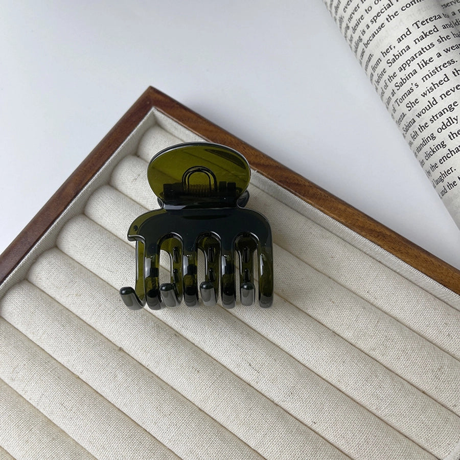 Women's Simple Style Geometric Plastic Resin Handmade Hair Claws