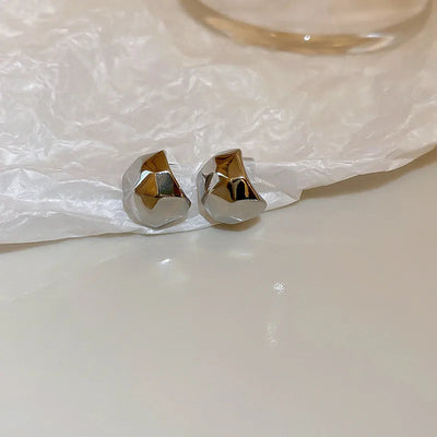 retro c shape solid color metal plating women's earrings 1 pair