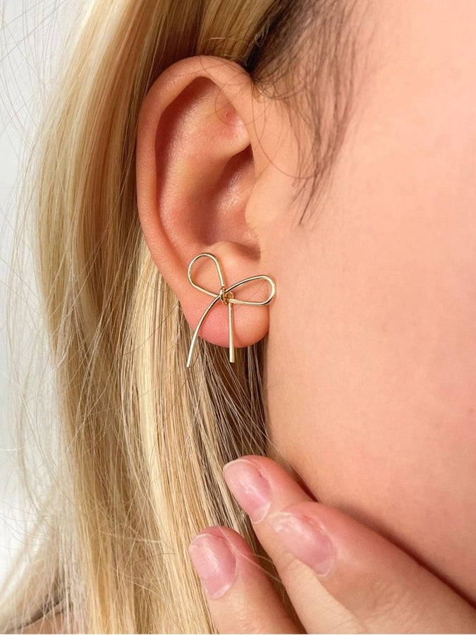 Women's bowknot earrings  lightweight  simple butterfly fashion elegant simple line ear studs earrings