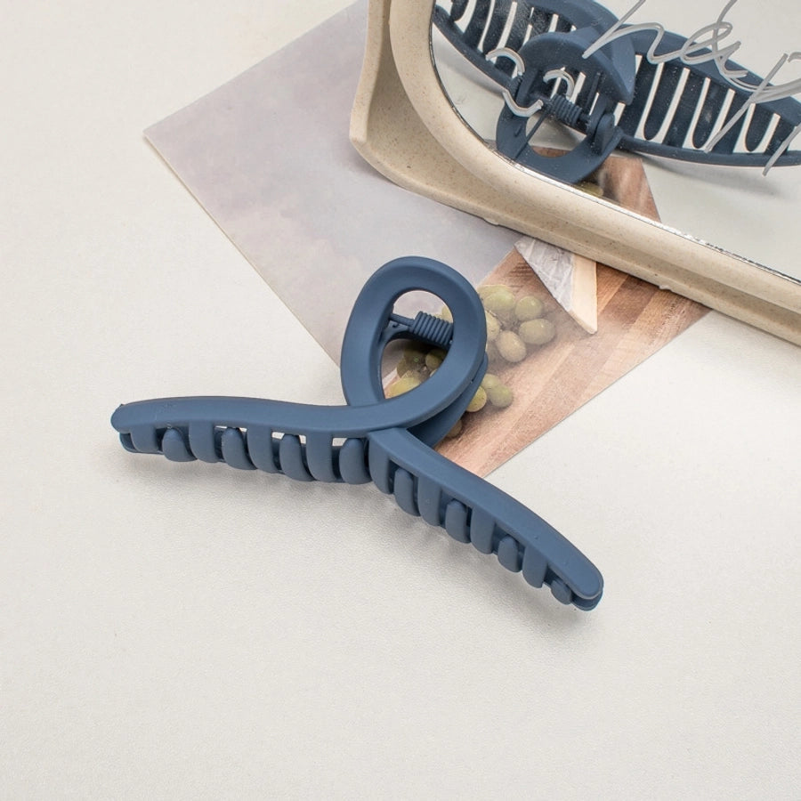 simple style solid color plastic resin spray paint hair clip 1 piece