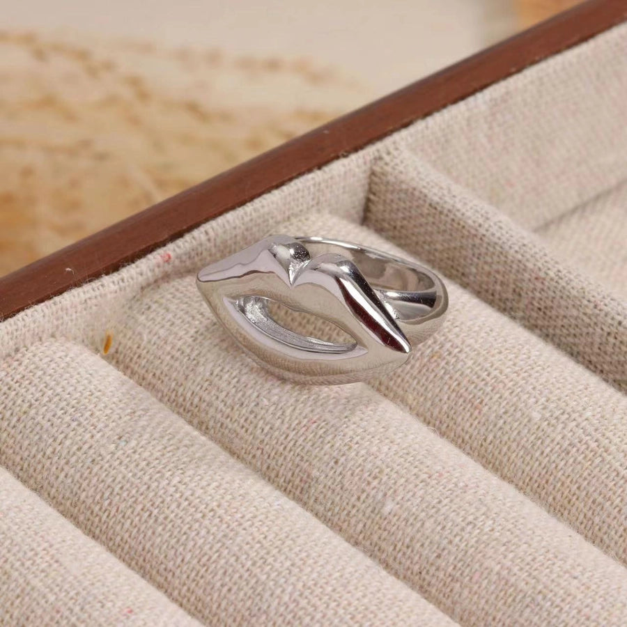 New Titanium Steel Stainless Steel Lip Ring Advanced Design Fashion  Bracelet Ring