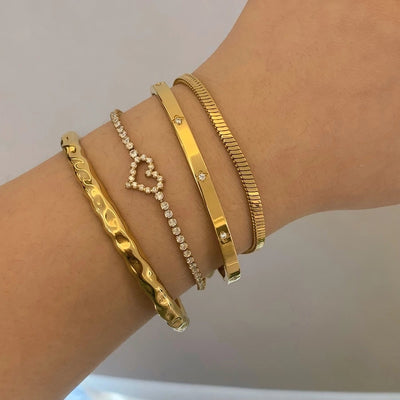 Casual Elegant Heart Shape 304 Stainless Steel 16K Gold Plated White Gold Plated Bracelets Bangle In Bulk