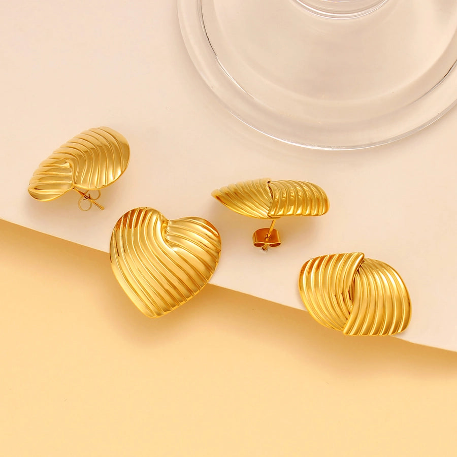 1 Pair Simple Style Classic Style Heart Shape Plating 304 Stainless Steel 316 Stainless Steel  18K Gold Plated Ear Studs