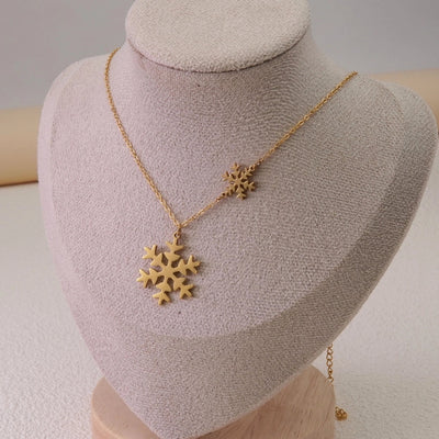 Jewelry Sweet Simple Style Christmas Tree Snowflake 304 Stainless Steel 18K Gold Plated Plating Pendant Necklace