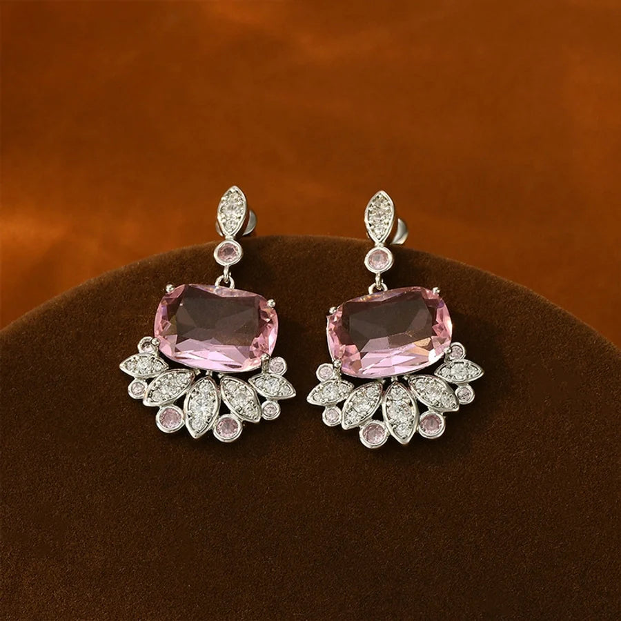 1 Pair Retro French Style Round Heart Shape Copper Zircon 18K Gold Plated Drop Earrings