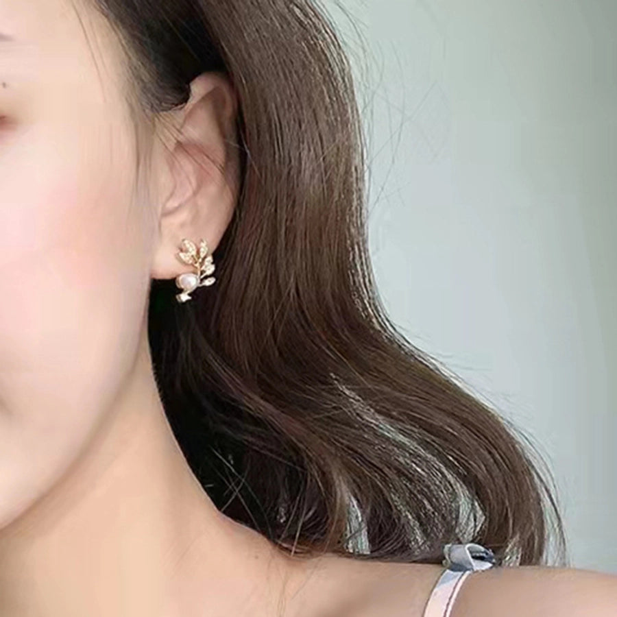 1 Pair Simple Style Leaf Inlay Copper Rhinestones Pearl Ear Studs