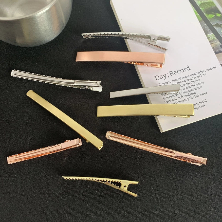 Women's Casual Simple Style Streetwear Solid Color Alloy Hair Clip