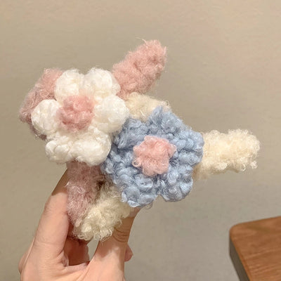 Women's Sweet Floral Plush Hair Claws